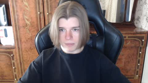 Max online show from January 2025 02:03:02 PM