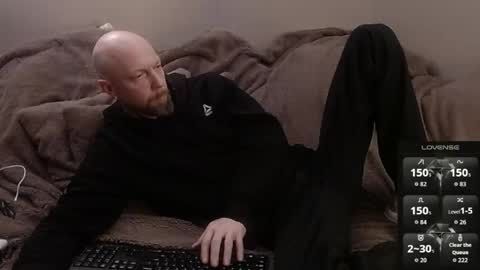 Snapshot of maxrouger chatting on March 2026 07:45:02 AM MaxRouger online show from March 2026 07:45:02 AM