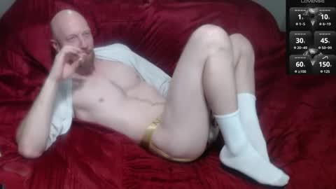 Snapshot of maxrouger chatting on April 2026 03:56:01 AM MaxRouger online show from April 2026 03:56:01 AM