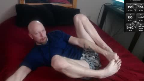 Snapshot of maxrouger chatting on April 2026 09:04:01 PM MaxRouger online show from April 2026 09:04:01 PM