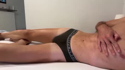 max online show from September 2025 08:14:01 PM