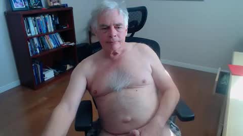 Snapshot of maxsterize2 chatting on February 2026 04:07:02 PM maxsterize2 online show from February 2026 04:07:02 PM