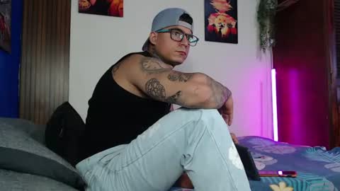 maxstroncm18 online show from July 2026 01:02:01 PM