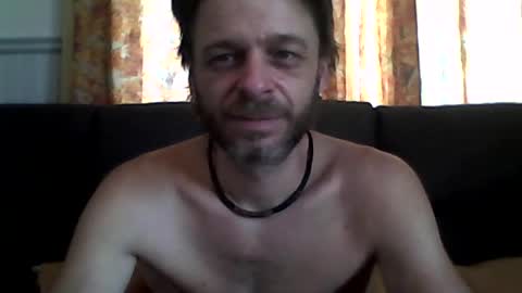Snapshot of maxthewolf chatting on June 2026 08:44:02 PM MaxTheWolf online show from June 2026 08:44:02 PM