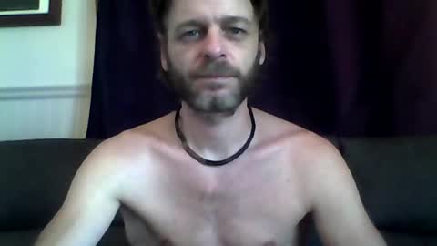 Snapshot of maxthewolf chatting on June 2026 02:34:01 PM MaxTheWolf online show from June 2026 02:34:01 PM