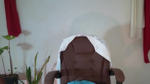 Snapshot of maxtopboy chatting on January 2025 04:39:02 AM Max online show from January 2025 04:39:02 AM