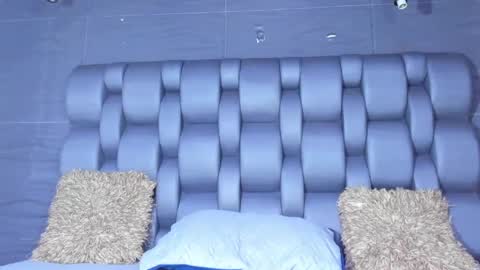 maxvolturi_ online show from May 2026 11:31:02 PM