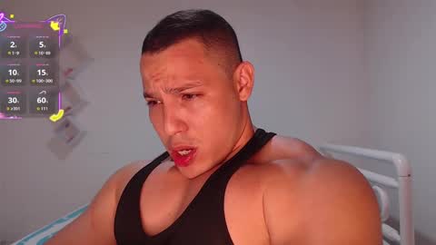 Max online show from October 2025 05:52:01 AM