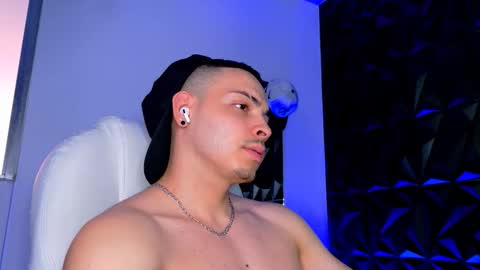 MAX online show from January 2026 11:19:01 PM