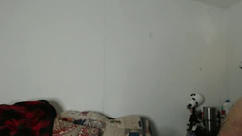 Max and Pam Voyeur Cam online show from October 2025 05:24:01 AM