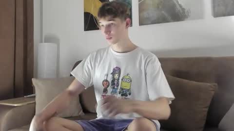 Snapshot of maxwellchik chatting on September 2025 04:52:02 PM maxwellchik online show from September 2025 04:52:02 PM