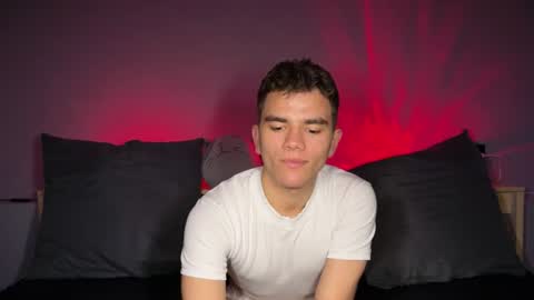 Snapshot of maxwoolf chatting on July 2026 01:29:02 PM Max online show from July 2026 01:29:02 PM