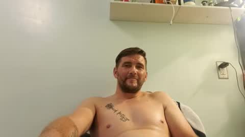 Max online show from October 2025 04:32:02 AM