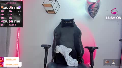 Snapshot of maxx_cortes chatting on December 2024 08:26:02 AM maxx_cortes online show from December 2024 08:26:02 AM