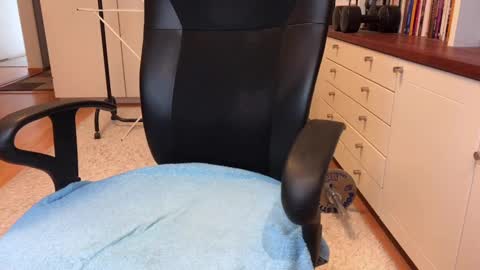 Max online show from March 2025 07:48:01 AM