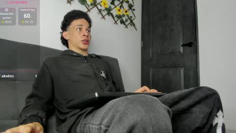 Snapshot of maxxx_bigcock chatting on May 2026 02:38:01 AM Max online show from May 2026 02:38:01 AM
