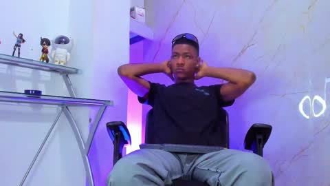 bunny black   online show from February 2025 01:10:01 AM