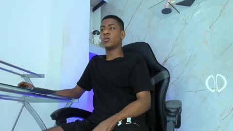 bunny black   online show from March 2025 02:17:01 AM