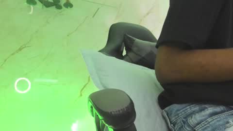 bunny black   online show from March 2025 08:25:01 PM