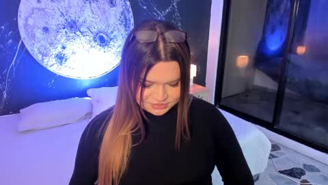 Maxine Minx online show from October 2025 04:54:01 AM