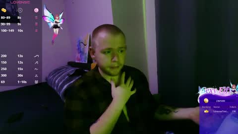 MaxxxQuin online show from December 2024 04:29:02 PM