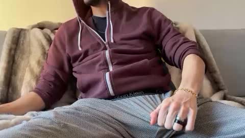 Snapshot of maxxxurbate chatting on December 2024 09:00:01 AM MaxXxurbate online show from December 2024 09:00:01 AM