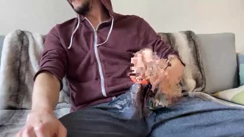 Snapshot of maxxxurbate chatting on January 2025 02:52:02 PM MaxXxurbate online show from January 2025 02:52:02 PM