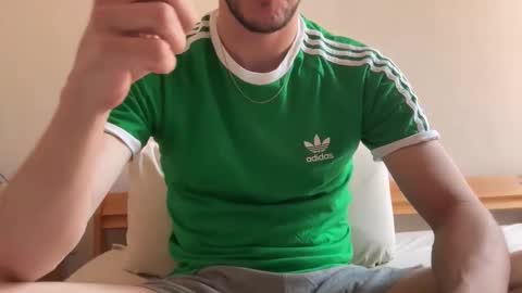 Snapshot of maxxxurbate chatting on March 2026 11:46:01 AM MaxXxurbate online show from March 2026 11:46:01 AM