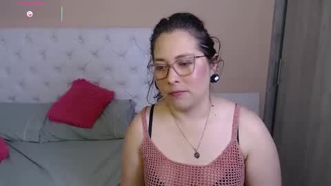 May online show from December 2025 03:05:01 AM