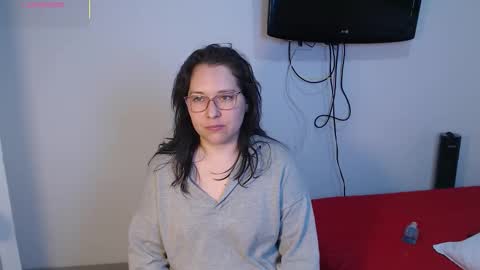 Snapshot of may_bloom chatting on March 2026 03:08:01 AM May online show from March 2026 03:08:01 AM