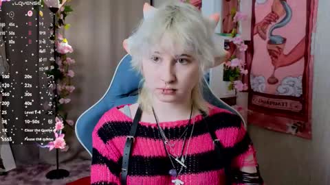 Snapshot of may_leaf chatting on February 2026 12:53:01 AM Mary online show from February 2026 12:53:01 AM