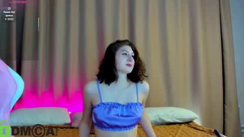 may_yam online show from November 2025 02:22:01 AM