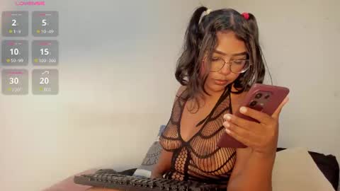 Snapshot of maya_graham_ chatting on July 2026 02:16:01 AM Maya online show from July 2026 02:16:01 AM