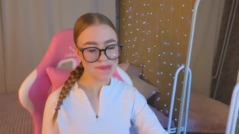 Maya online show from January 2025 02:07:02 PM