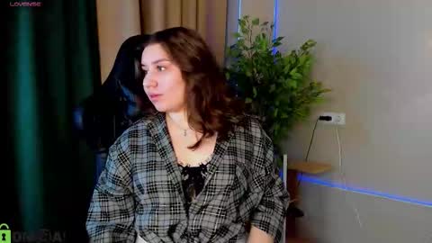 Snapshot of maya_raay chatting on March 2026 02:06:02 AM Maya online show from March 2026 02:06:02 AM