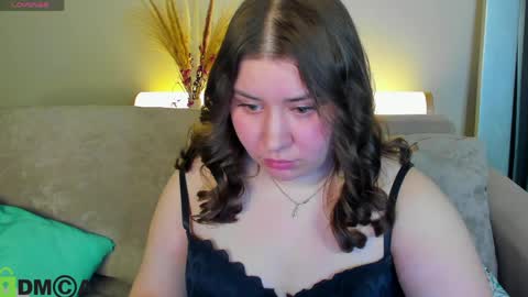 Snapshot of maya_raay chatting on April 2026 01:11:01 AM Maya online show from April 2026 01:11:01 AM