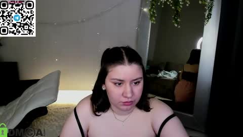 Snapshot of maya_raay chatting on April 2026 01:14:02 AM Maya online show from April 2026 01:14:02 AM