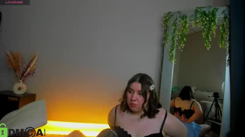 Snapshot of maya_raay chatting on April 2026 09:15:01 AM Maya online show from April 2026 09:15:01 AM