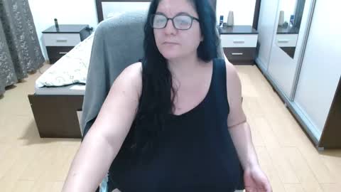 Maya online show from December 2024 10:58:01 PM