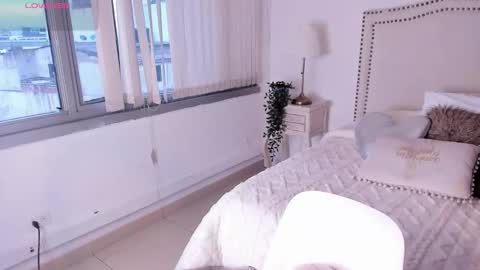 Mayajhons online show from March 2026 11:37:02 AM