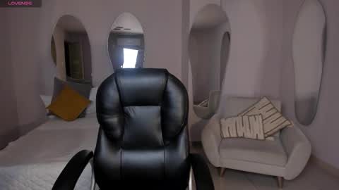 Maya online show from February 2026 04:44:01 AM