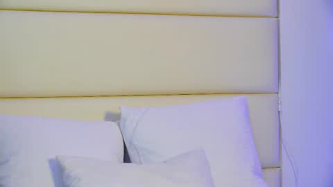 Maya online show from April 2026 09:15:01 PM