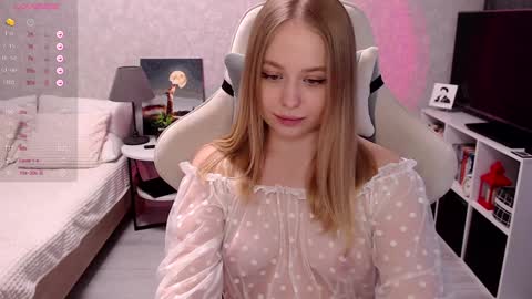 Snapshot of maybebabyx chatting on January 2025 06:53:02 AM maybebabyx online show from January 2025 06:53:02 AM