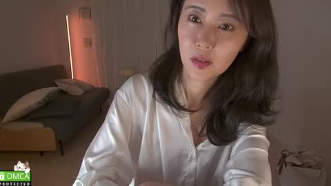 Snapshot of maybenanako chatting on May 2026 03:08:02 PM Nanako online show from May 2026 03:08:02 PM