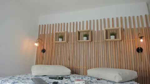 Maye Wells online show from January 2026 07:30:01 PM