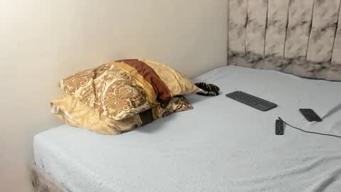 Mayky... online show from March 2026 02:27:02 AM