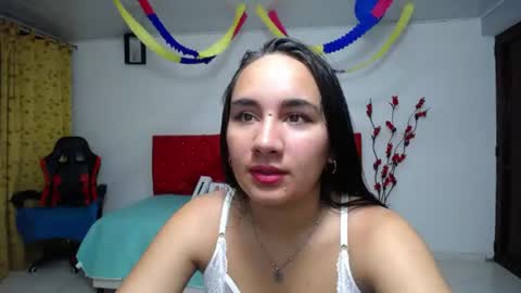 Snapshot of maylin_hornyy19 chatting on June 2026 03:08:01 AM Maylin online show from June 2026 03:08:01 AM