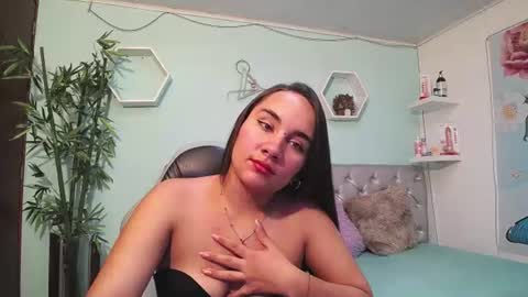 Snapshot of maylin_hornyy19 chatting on July 2026 03:56:02 AM Maylin online show from July 2026 03:56:02 AM