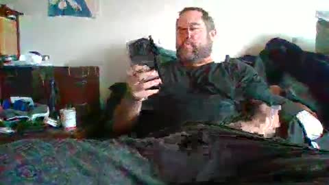 Snapshot of mayoramx chatting on January 2025 05:45:02 PM Dad bod 43 online show from January 2025 05:45:02 PM