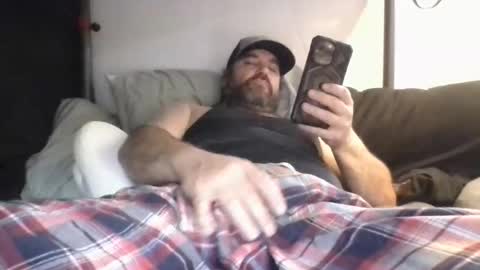 Snapshot of mayoramx chatting on February 2026 04:55:02 PM Dad bod 43 online show from February 2026 04:55:02 PM